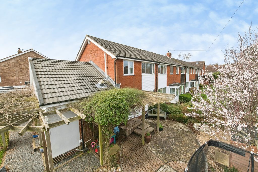 Property photo 2 of 22