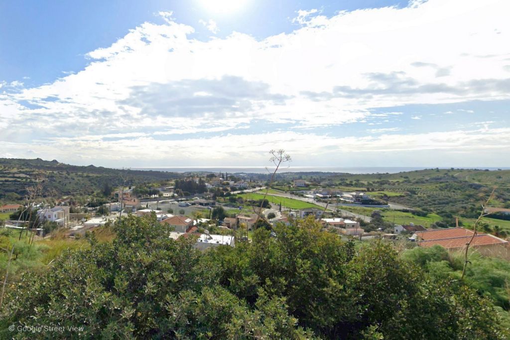 Property photo 2 of 3