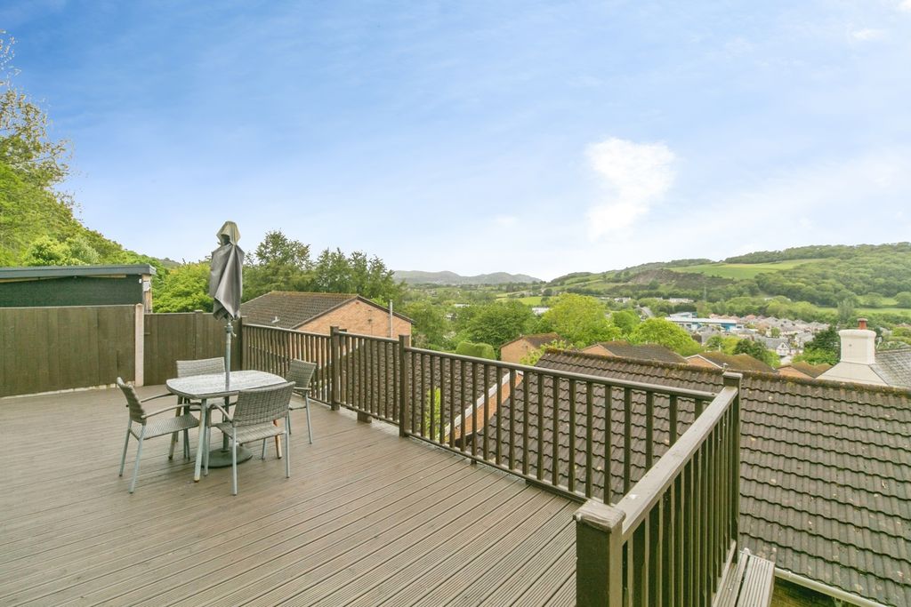 Property photo 1 of 19 Pbox-Img.Jpg