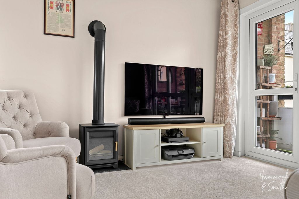 Property photo 3 of 16