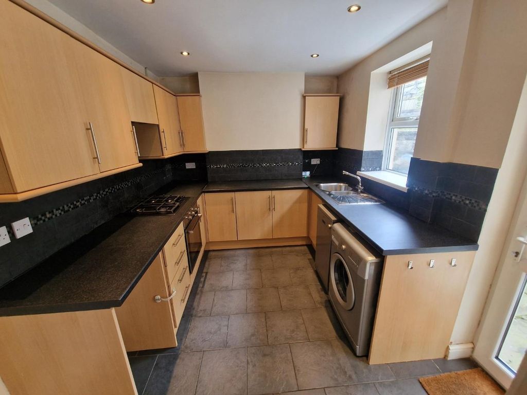Property photo 2 of 10 1.Jpg