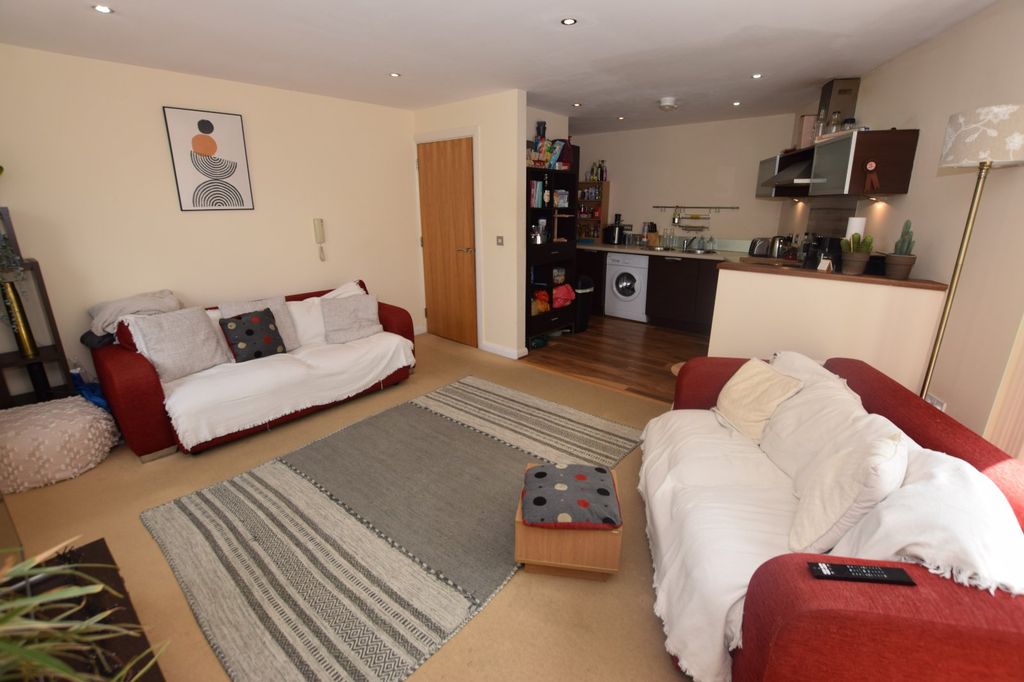 Property photo 3 of 17 Picture No. 29