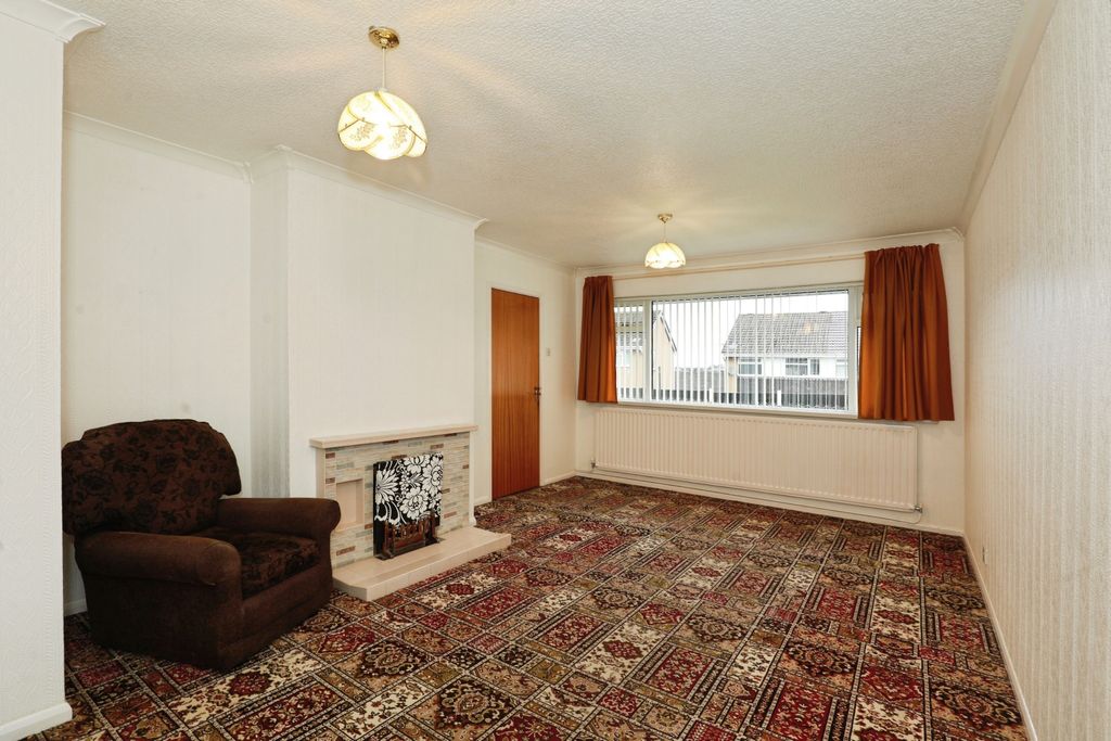 Property photo 3 of 15