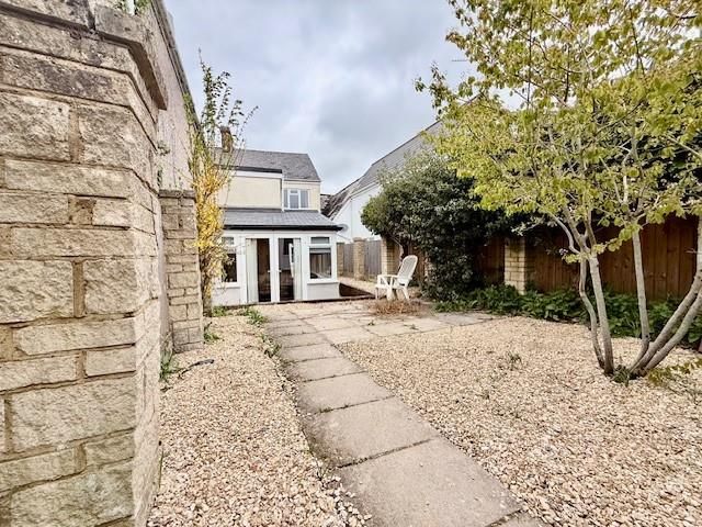 Property photo 1 of 17 Garden.Jpg