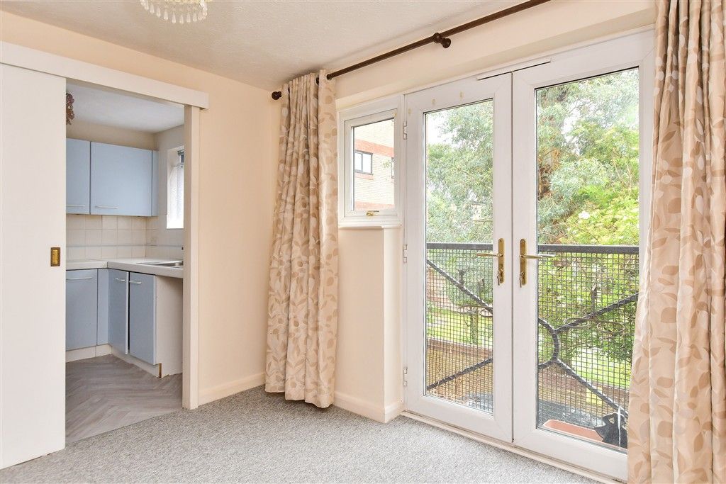 Property photo 3 of 10 Internal Lifestyle Photograph