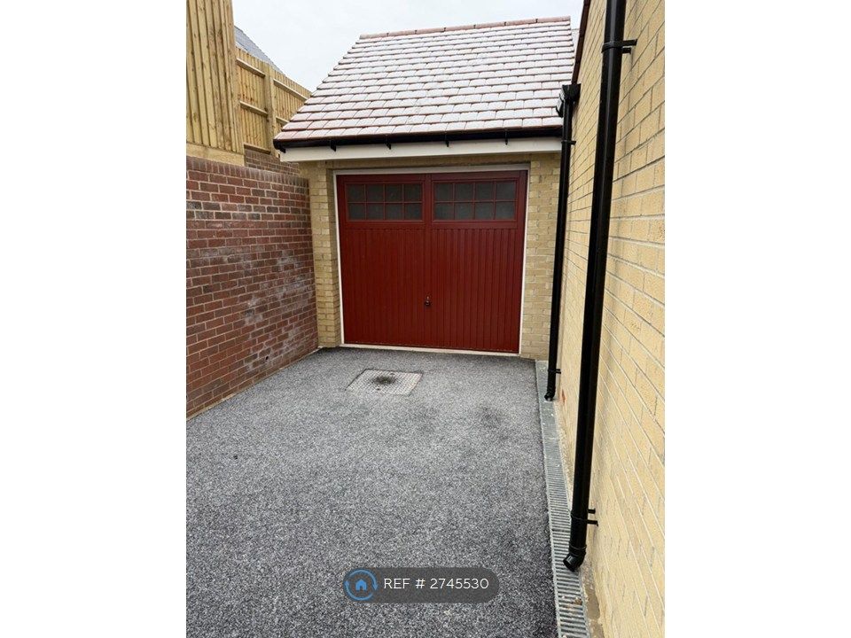 Property photo 3 of 28