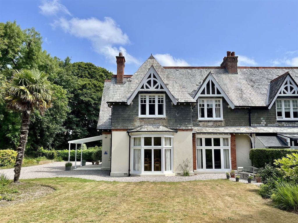 Property photo 1 of 39 1Delganyvillas_Front_Principalimage.Jpg