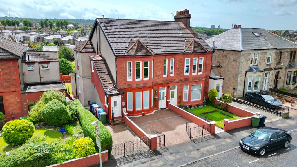 Property photo 1 of 40