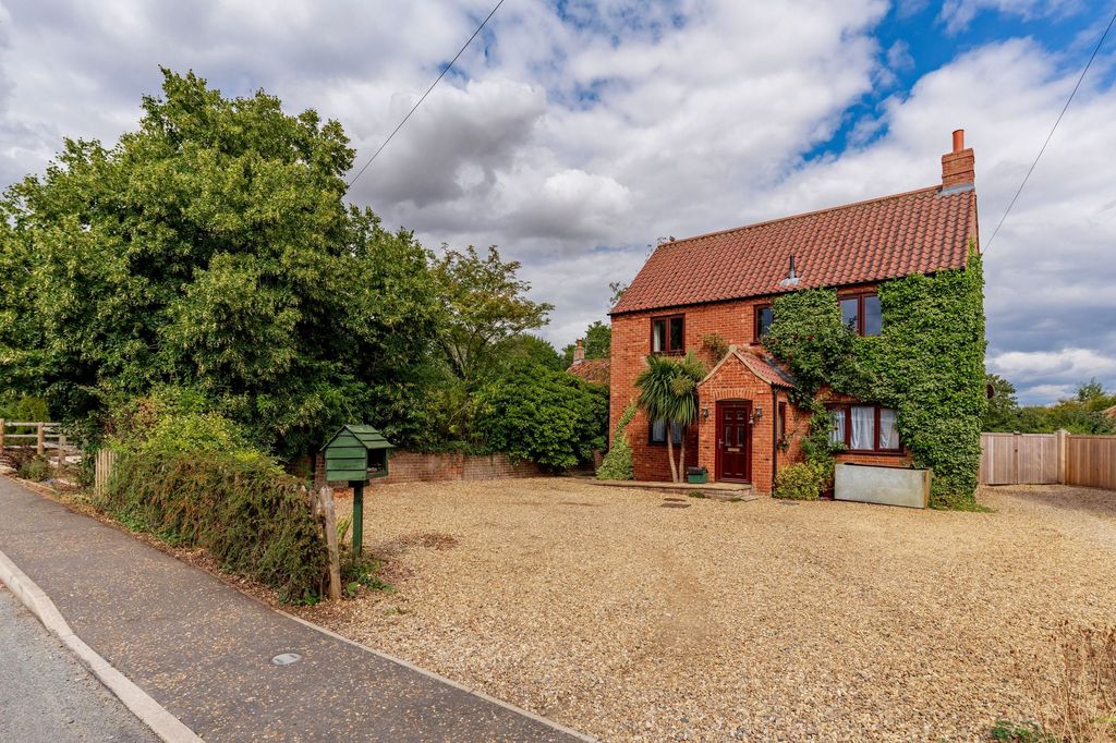 Property photo 1 of 24
