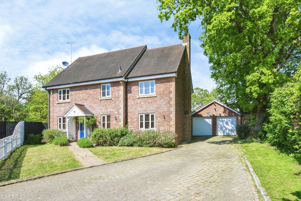 Property photo 1 of 21 Pbox-Img.Jpg