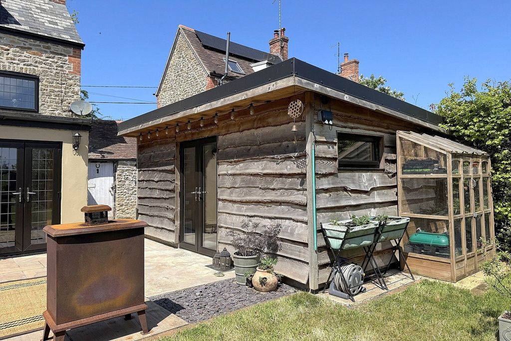 Property photo 3 of 20 Picture No. 03