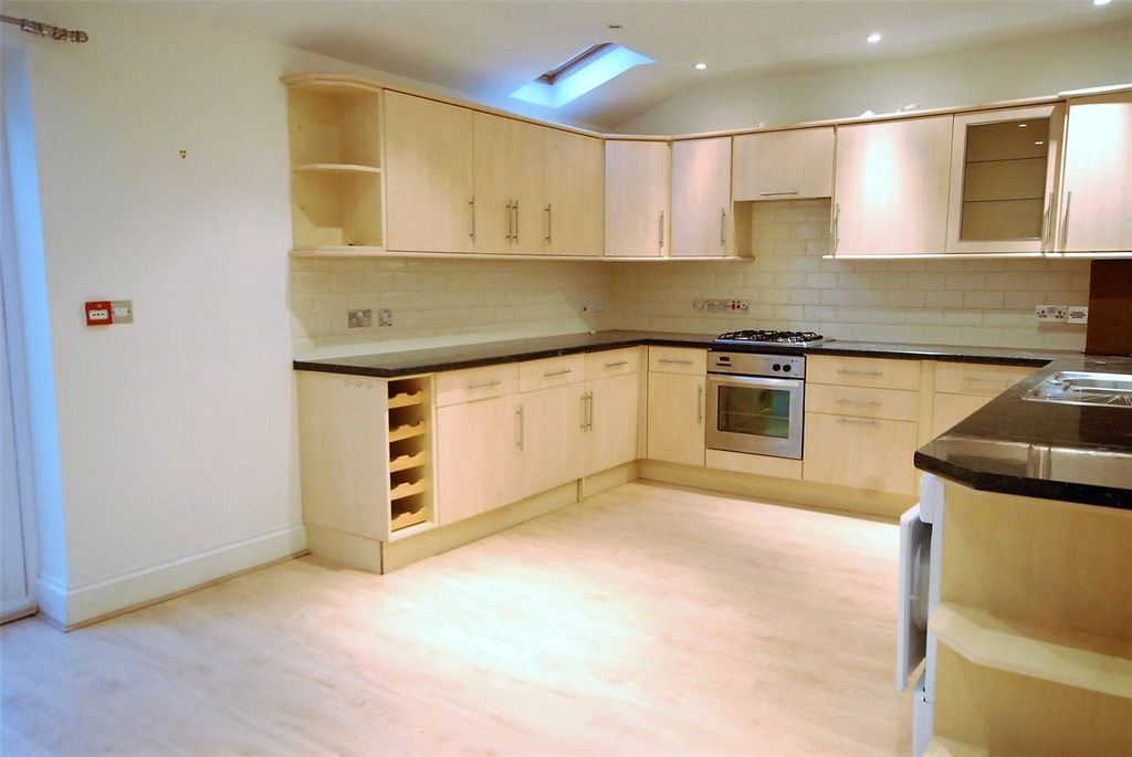 Property photo 2 of 11 Picture No. 09