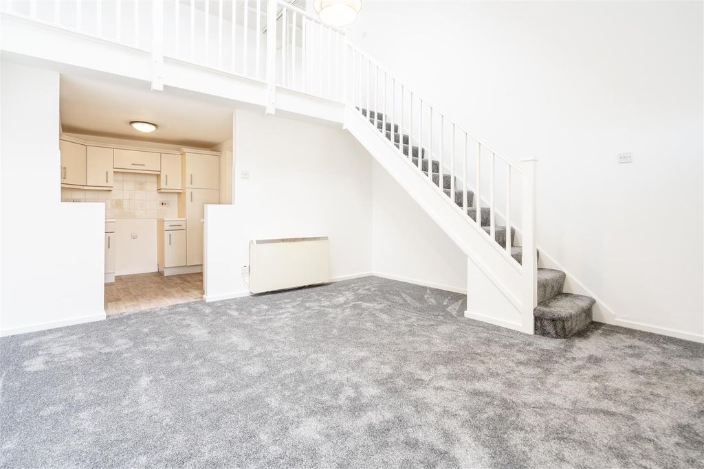 Property photo 2 of 6 Living Room