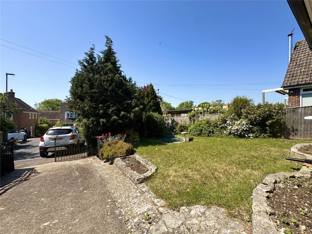 Property photo 3 of 14 Picture No. 11