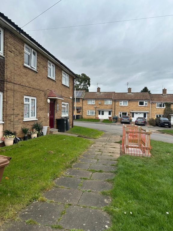 Property photo 1 of 40