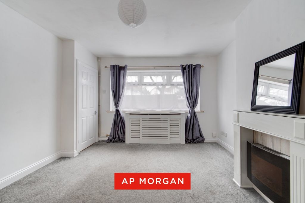 Property photo 3 of 15 Picture No. 16