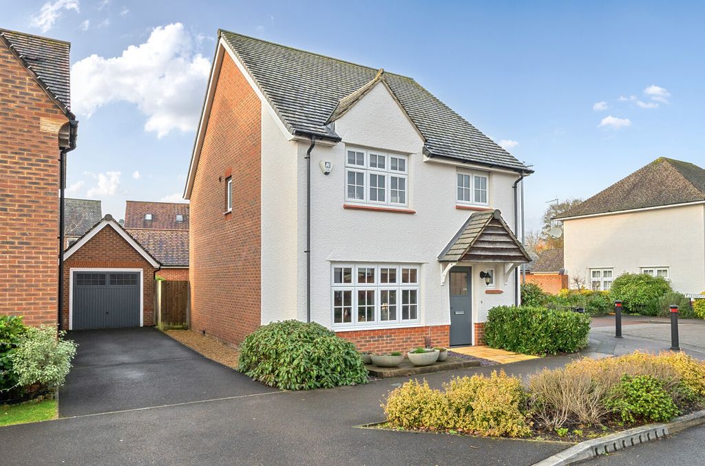 Property photo 1 of 17 1394247-3-6949224...