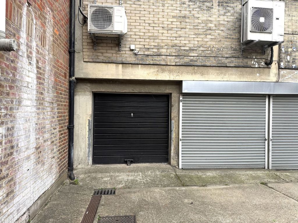 Property photo 1 of 1