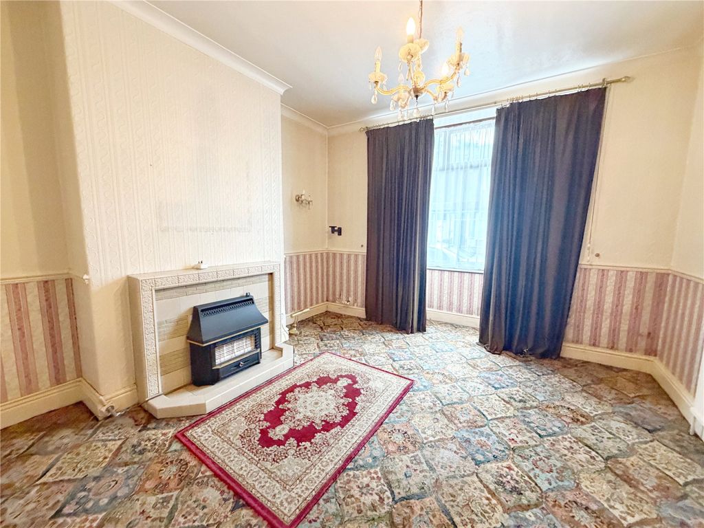 Property photo 3 of 17 Picture No. 04