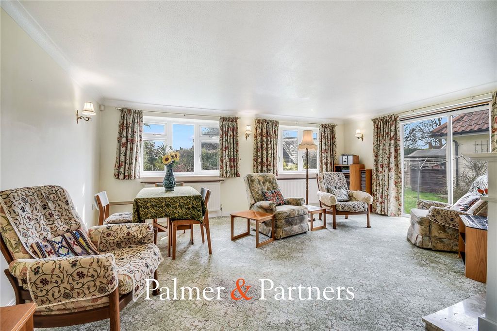 Property photo 3 of 16 Picture No. 06