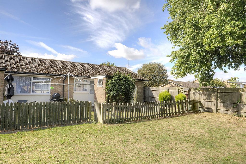 Property photo 2 of 11