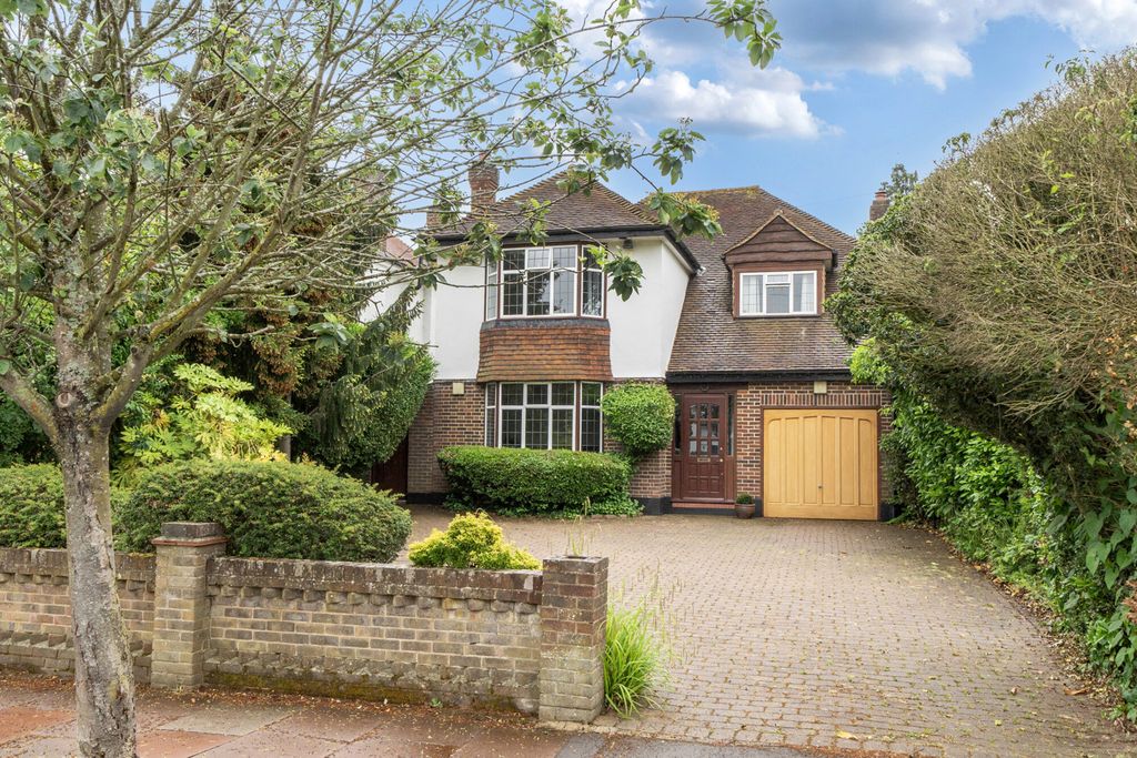 Property photo 1 of 19 1463990-2-6A20336...