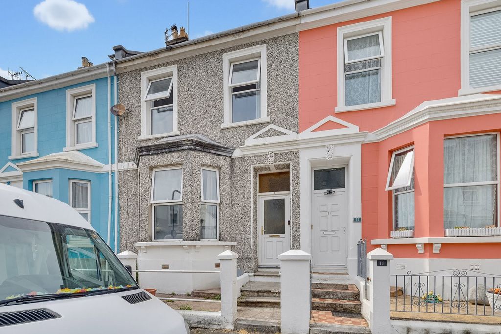 Property photo 1 of 19