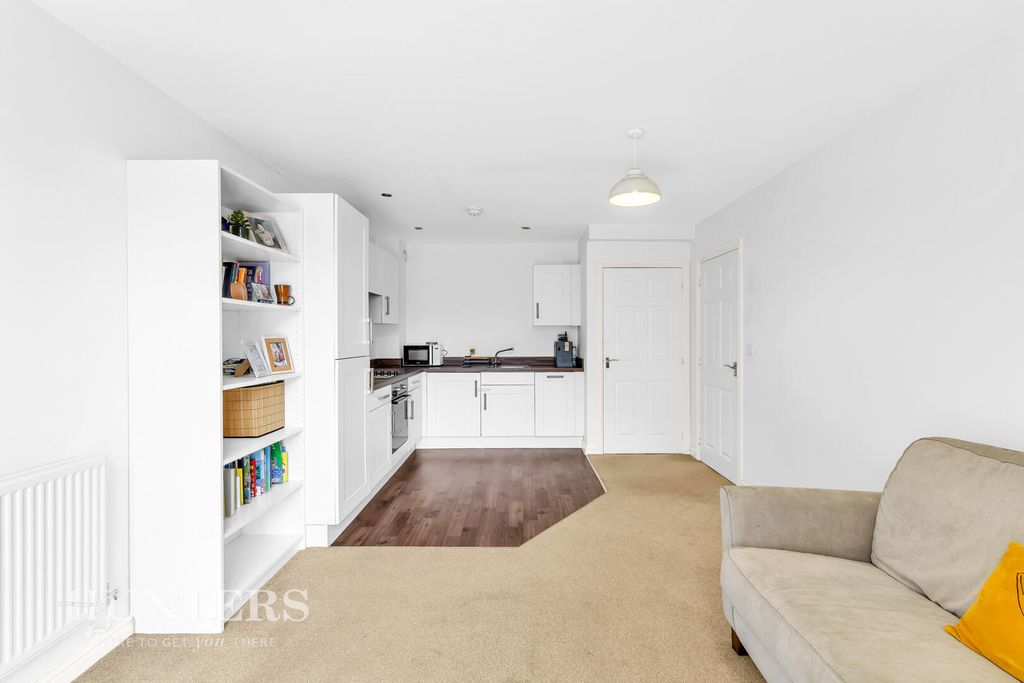 Property photo 3 of 22 Kitchen