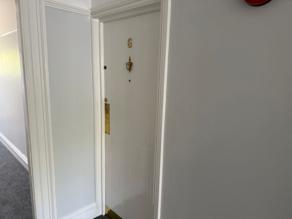 Property photo 3 of 6