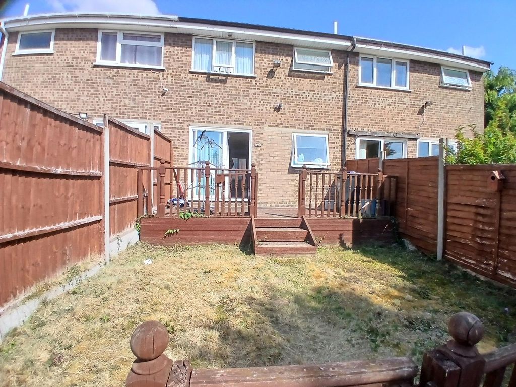 Property photo 2 of 17 Image
