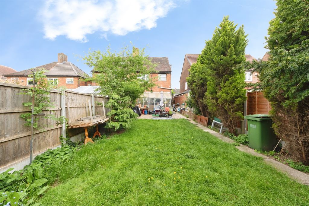 Property photo 2 of 13