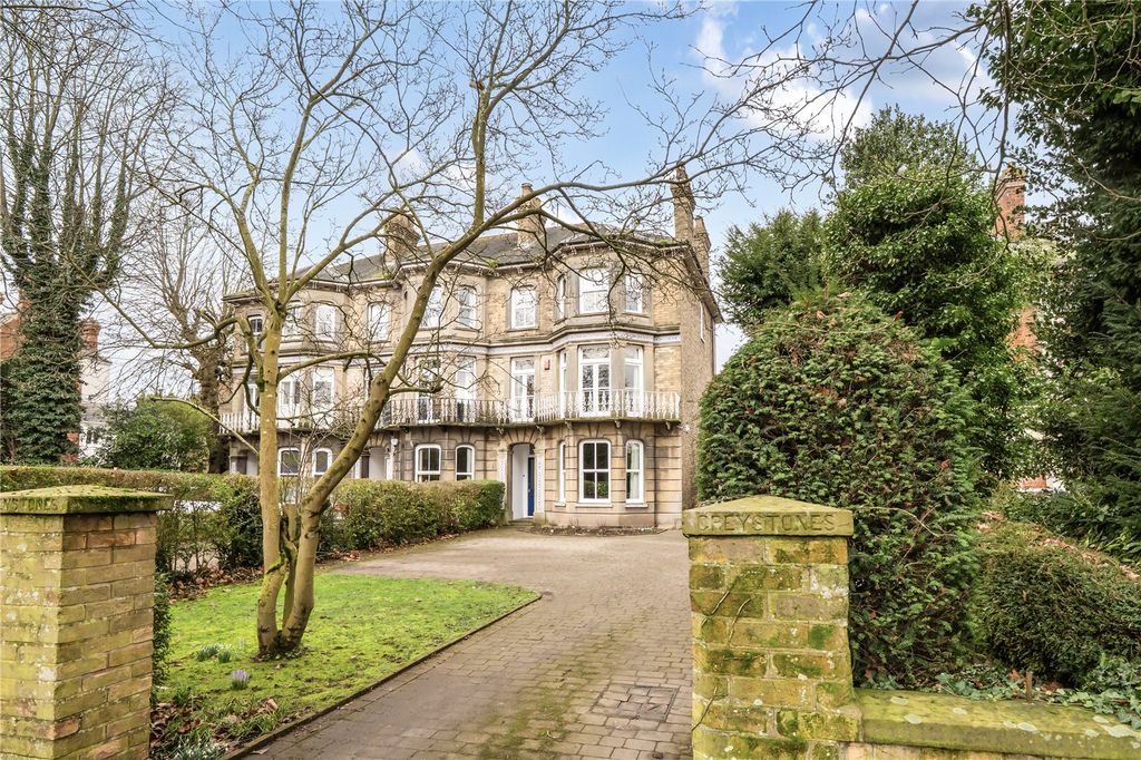 Property photo 1 of 18 73 Pinchbeck Road