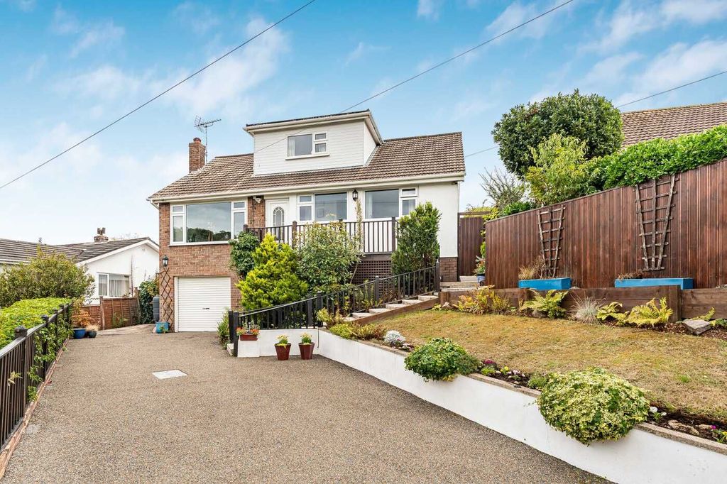 Property photo 1 of 25