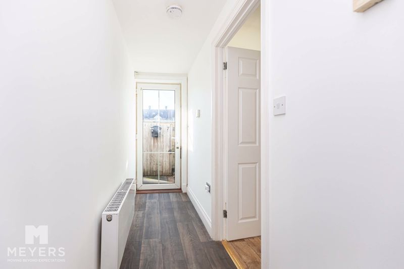 Property photo 3 of 13 Photo 8