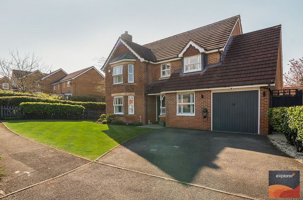 Property photo 2 of 38