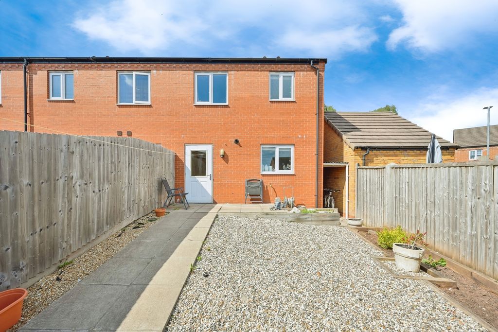 Property photo 2 of 16 Photo