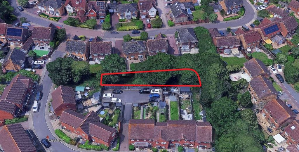 Property photo 3 of 5