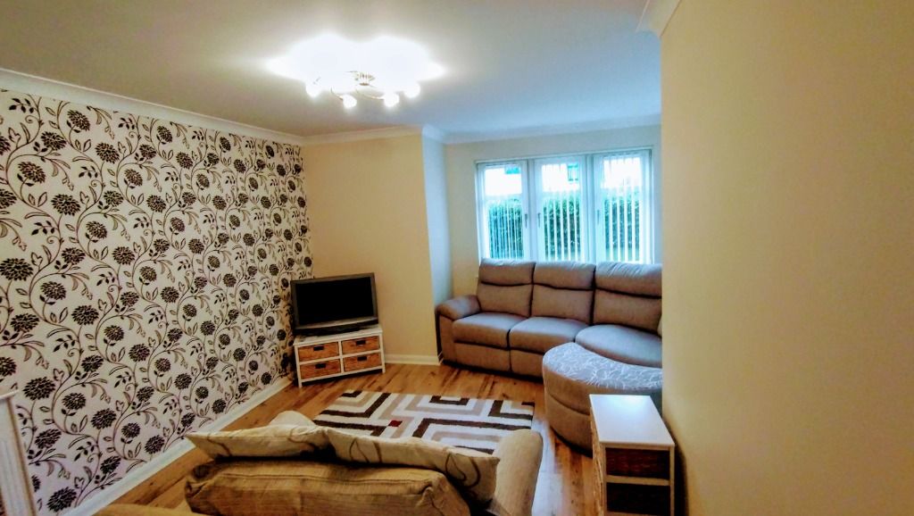 Property photo 2 of 8 Photo 2