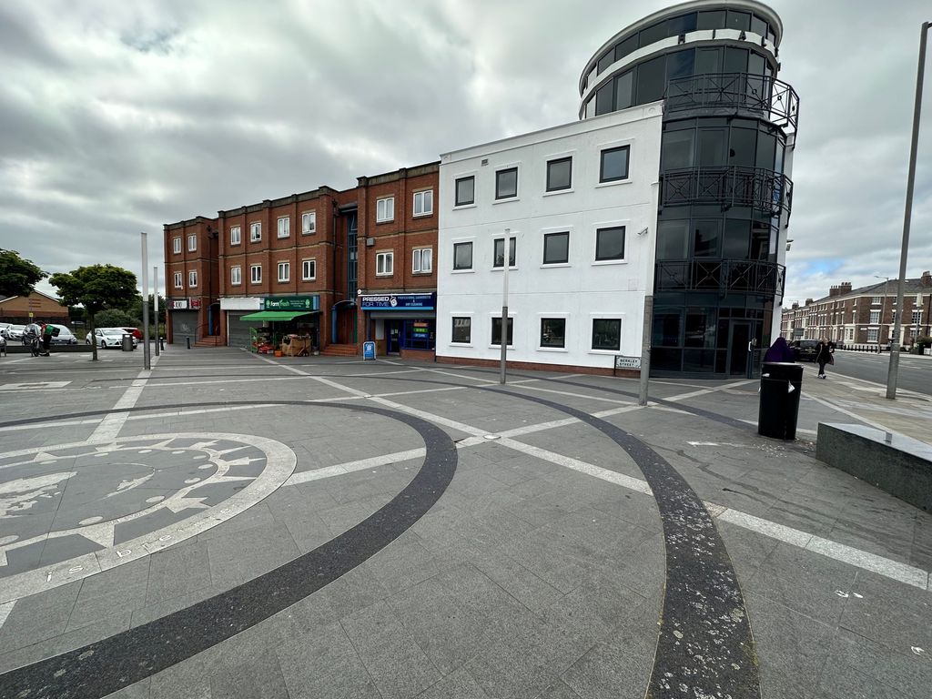 Property photo 2 of 6