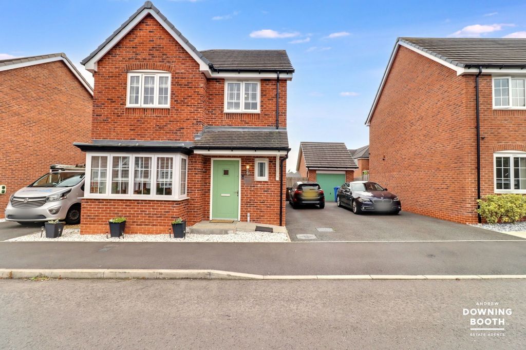 Property photo 1 of 24