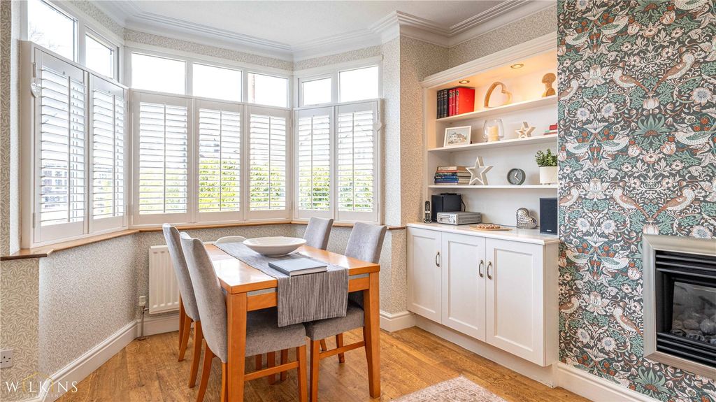 Property photo 3 of 37 Picture No. 33