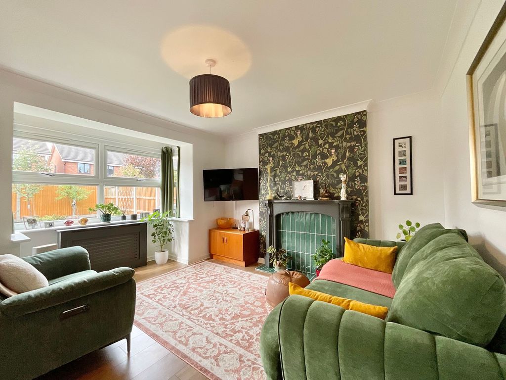 Property photo 2 of 19