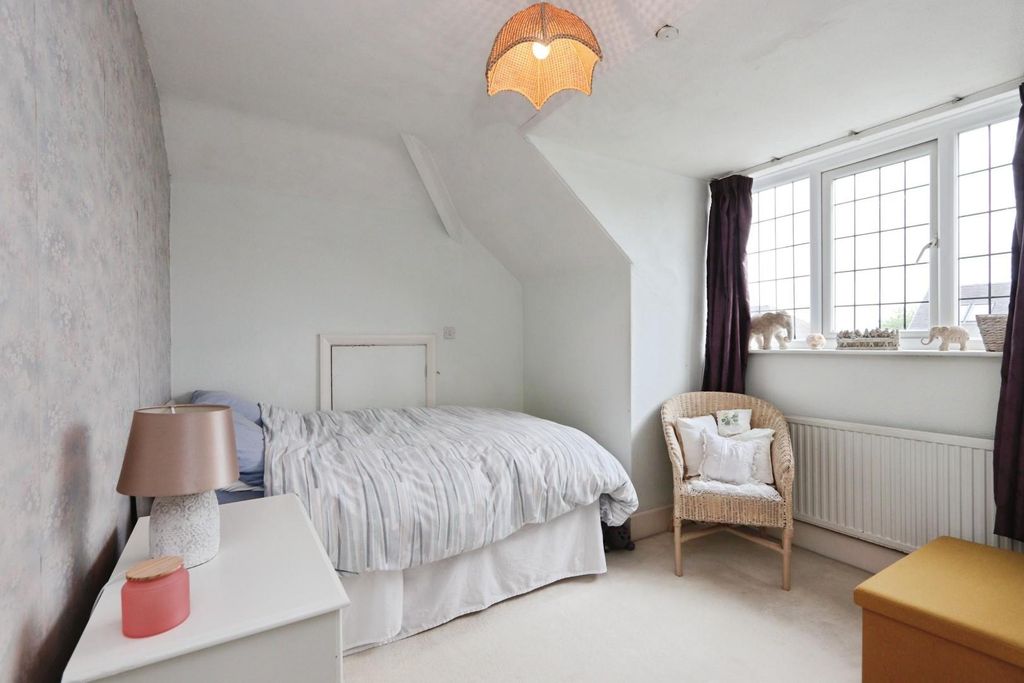 Property photo 2 of 29 Bedroom No.2