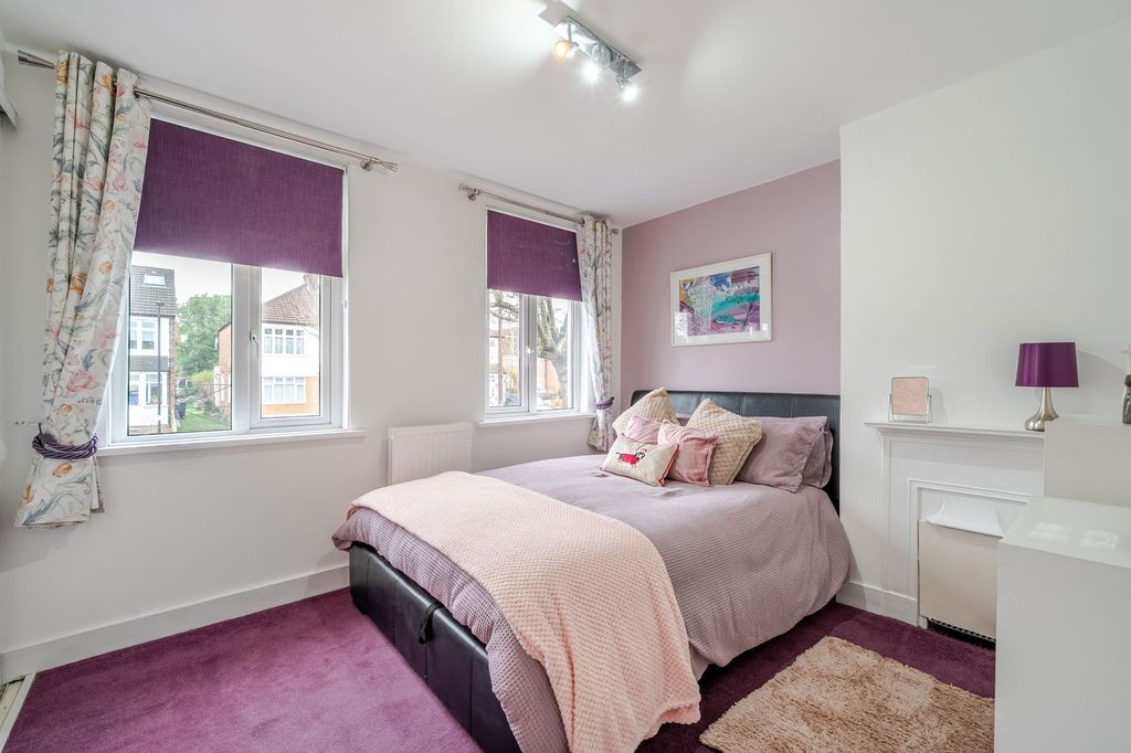 Property photo 3 of 14