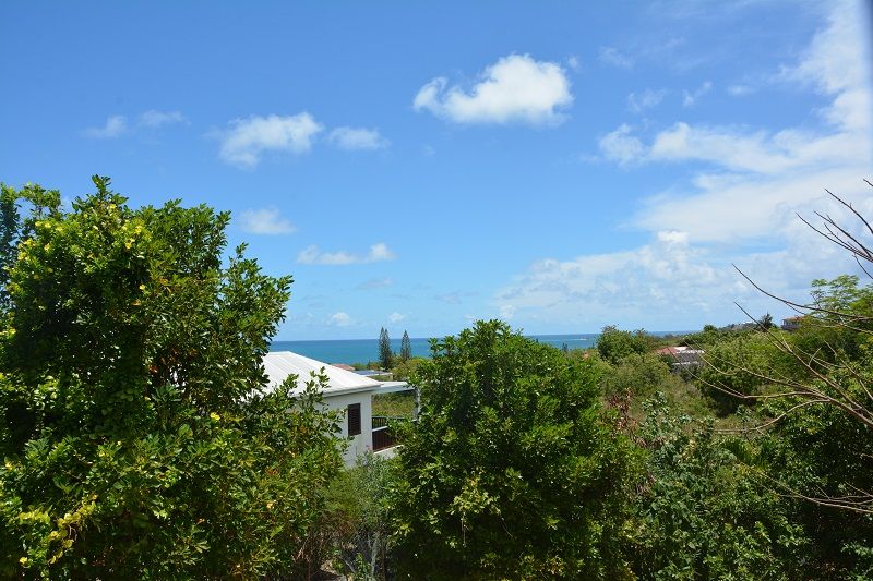 Property photo 2 of 42