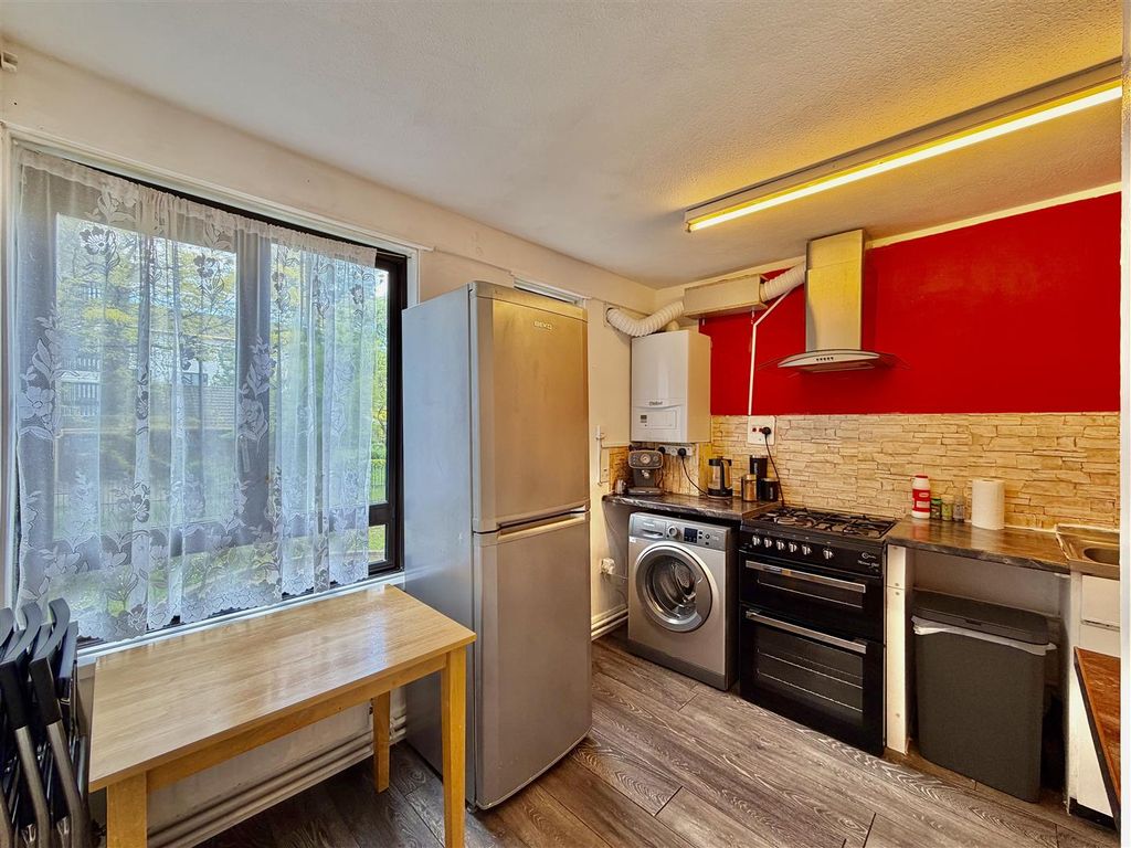 Property photo 2 of 8 Kitchen/ Diner