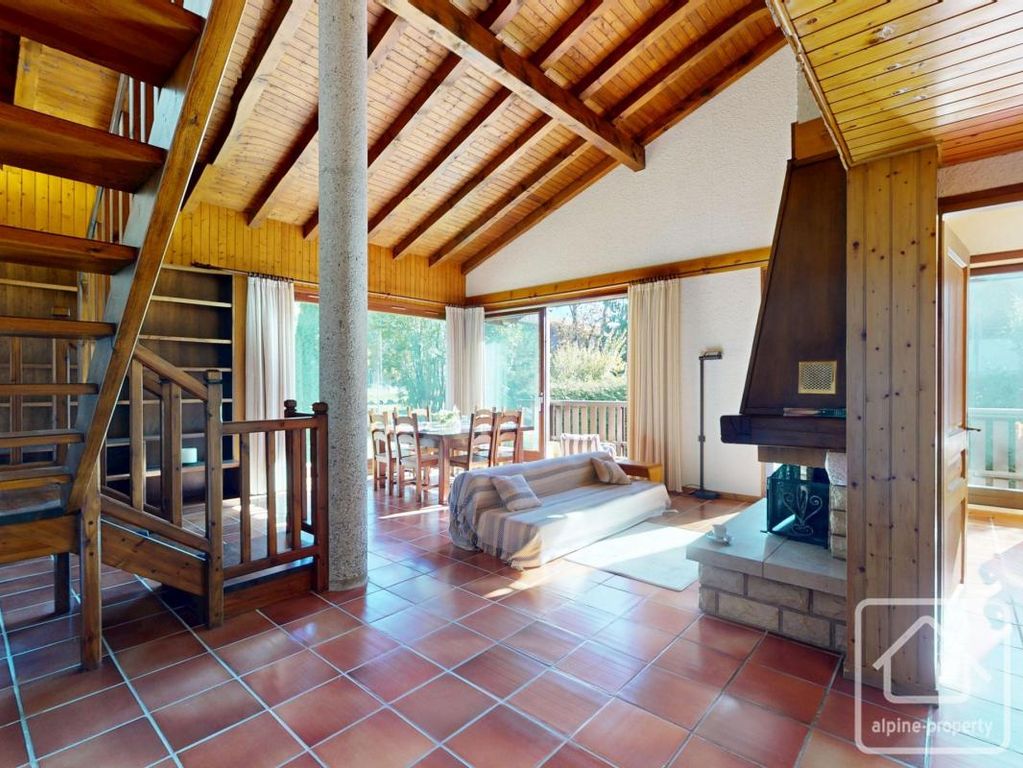 Property photo 2 of 30