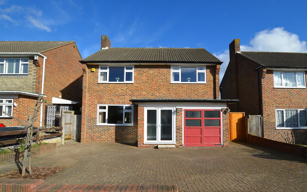 Property photo 1 of 20 Front