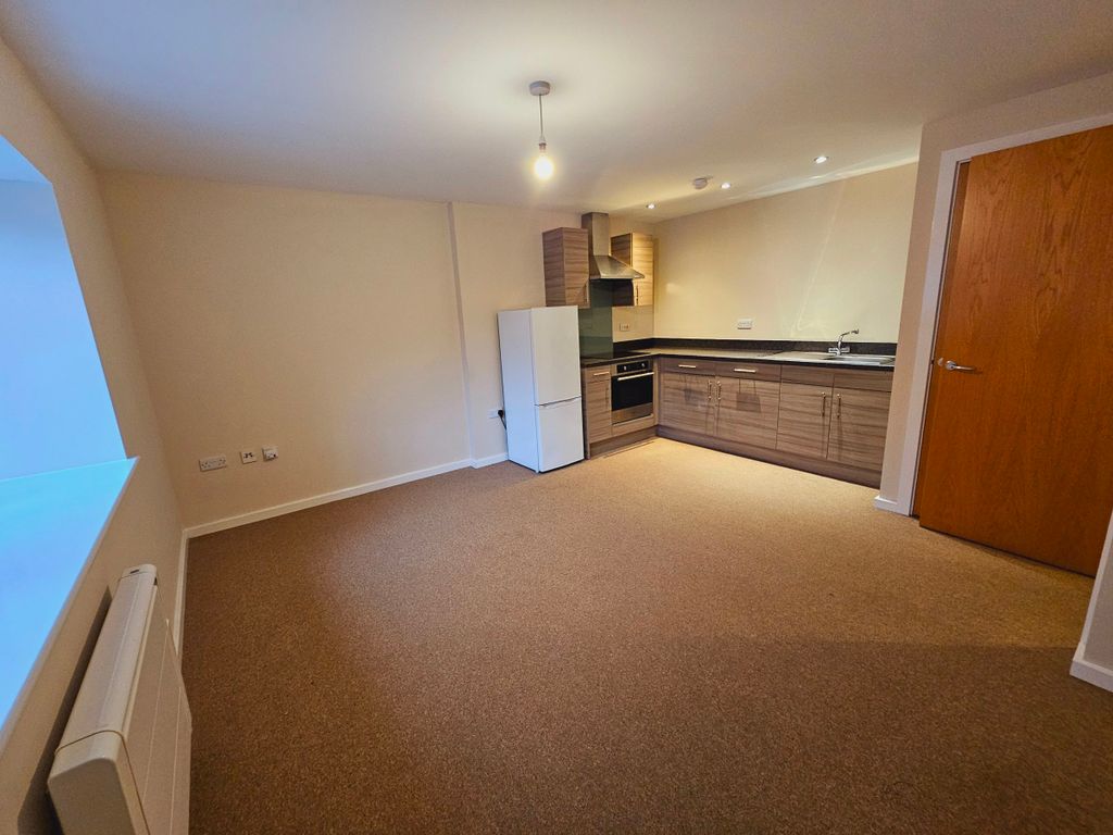 Property photo 2 of 7