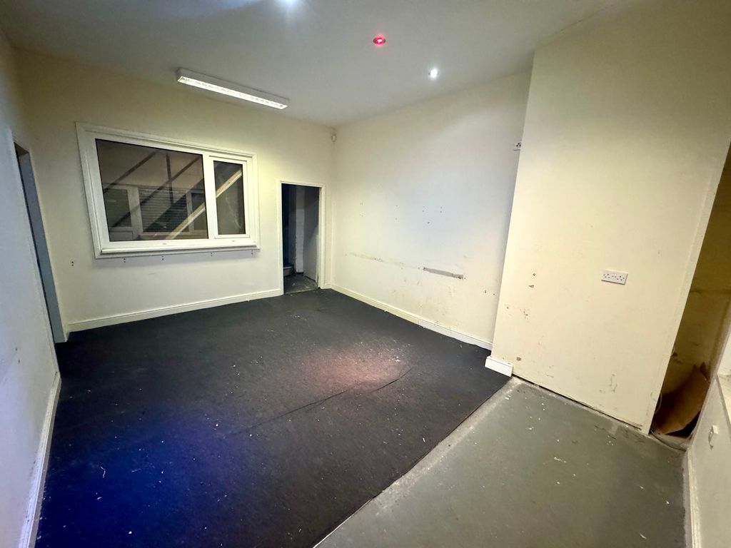 Property photo 2 of 4 Img_9313